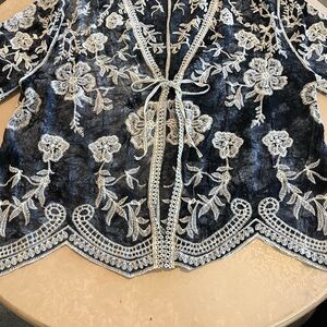 Chic Embroidered Lace Blouse - Black and White